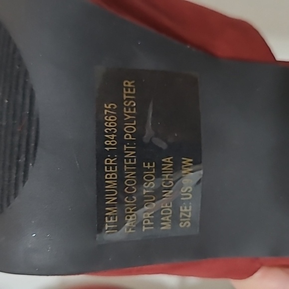 NWT Torrid burgandy suede platform heels size 9W - Picture 12 of 13